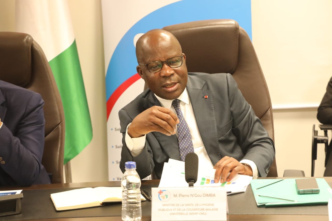 Santé : cap sur la qualité et la CMU, le gouvernement veut réduire la charge des ménages